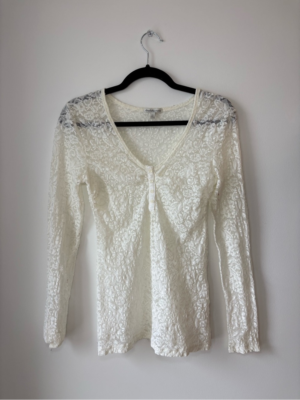 Charlotte Russe Cream Lace Long Sleeve V-Neck Top